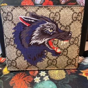 Gucci gg wolf wallet